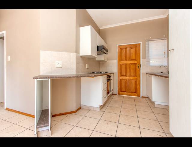 2 BEDROOM APARTMENT RENTED IN BLACKHEATH